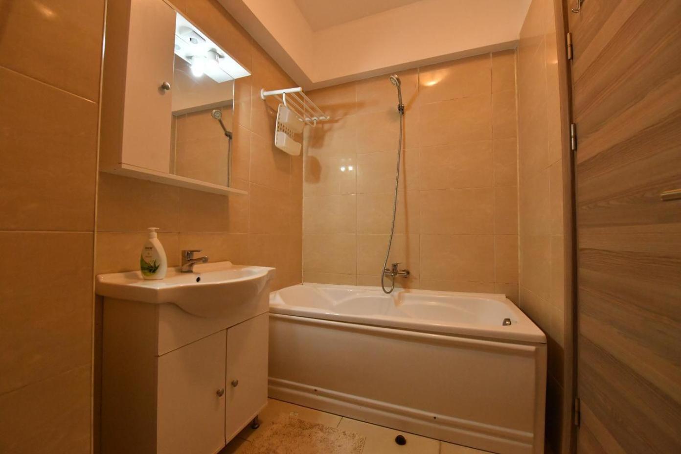 Loft Summerland