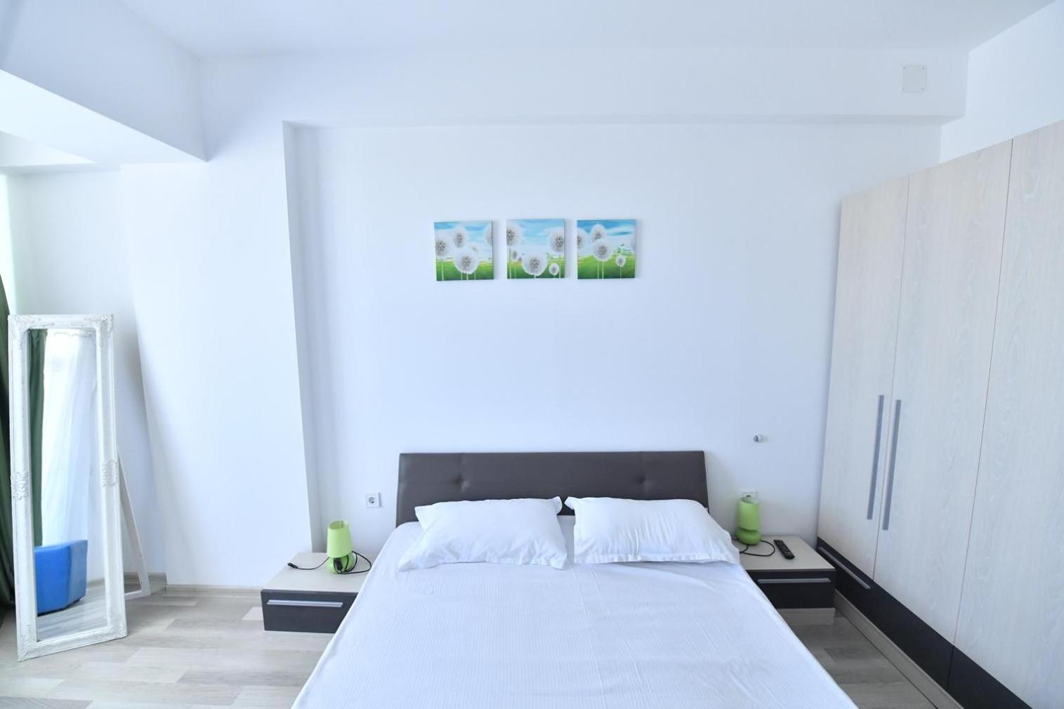 Loft Summerland Apartment *