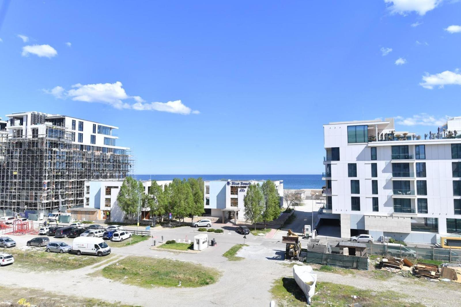 Loft Summerland Apartment Mamaia